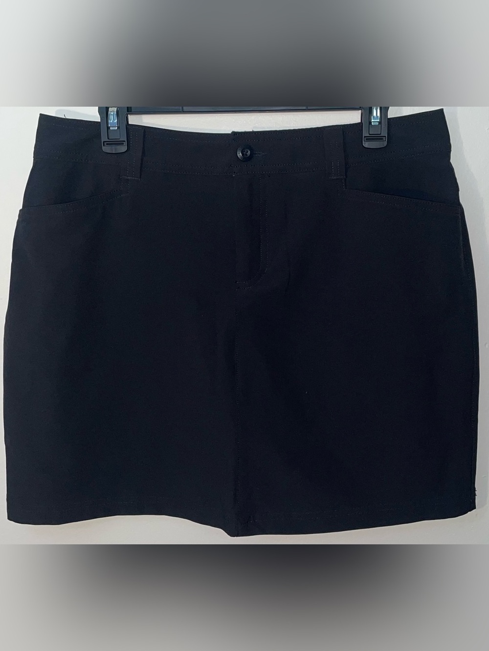 Eddie Bauer Women’s Adventurer 2.0 Black Golf, Tennis Prep Activewear Skort